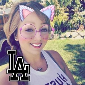 Meet your Posher, Khloe kristine